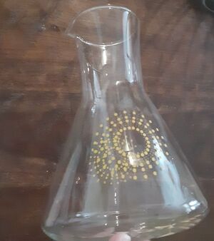 Vintage Pyrex Glass Carafe U.S.A. Goldenseal Atomic Sunburst 6x6x9 Juice